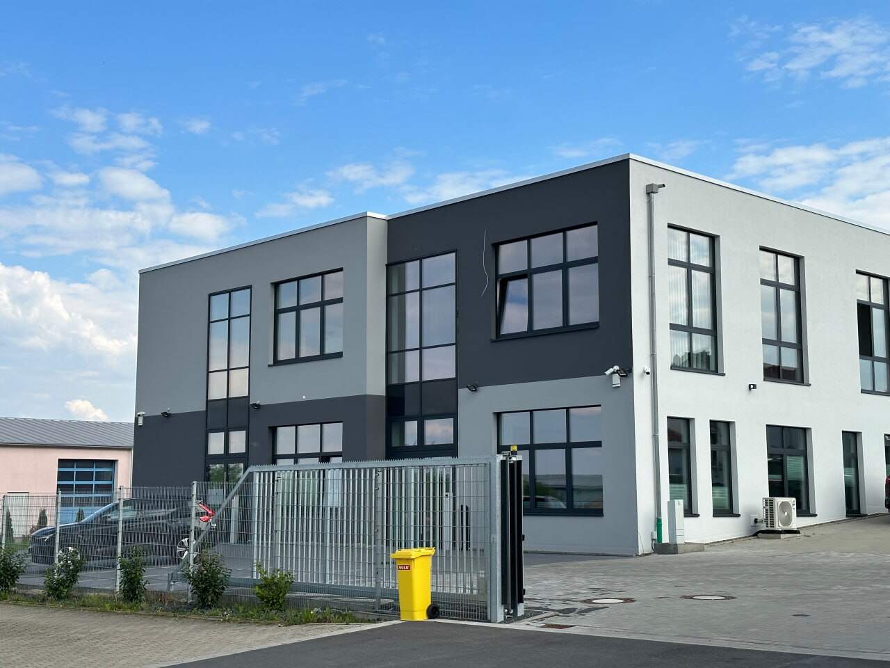 CEM GmbH About